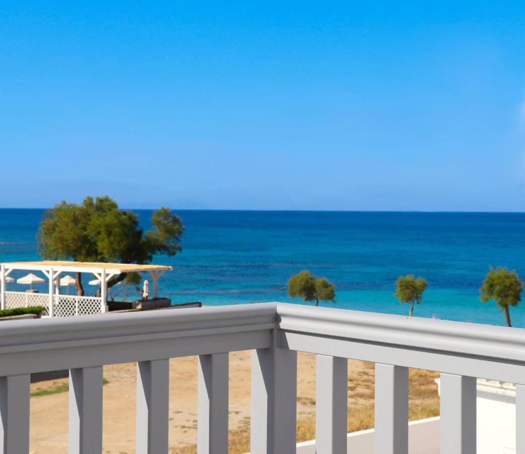 Beach Apartment Thalia With Hot Tub And Sea View อาโยส โพรโกปิออส ภายนอก รูปภาพ