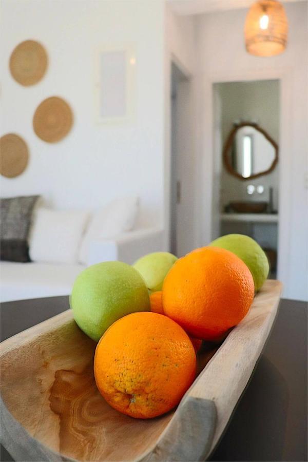 Beach Apartment Thalia With Hot Tub And Sea View อาโยส โพรโกปิออส ภายนอก รูปภาพ